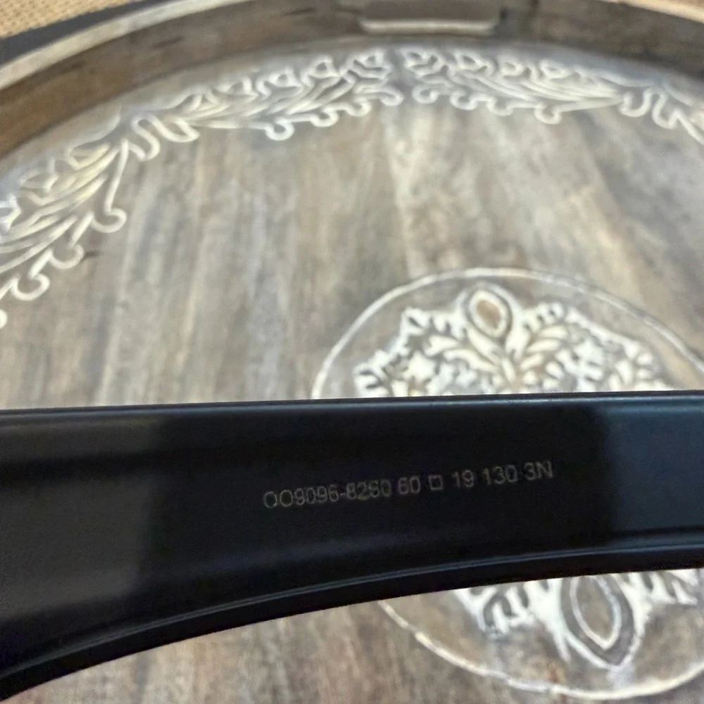 Oakley OO9096 Fuel Cell Sunglasses EUC - Picture 11 of 13